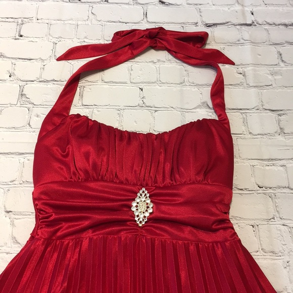 Speeckless Small Red Dress - Picture 2 of 12